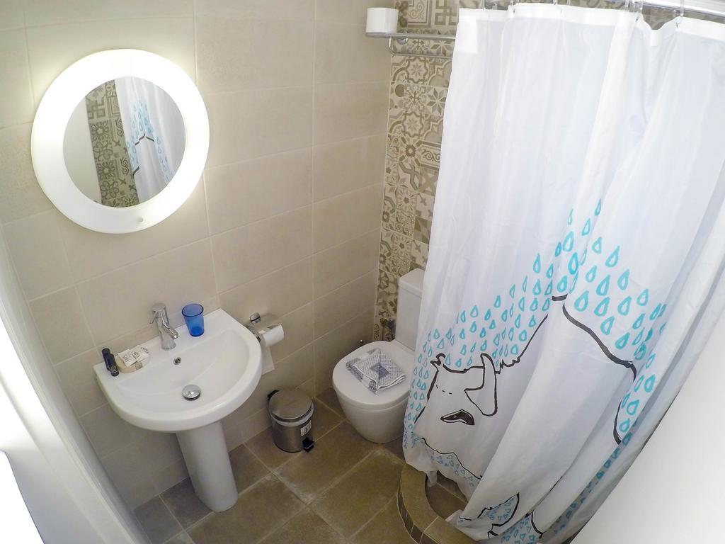 באטסי Blue Era Apartments מראה חיצוני תמונה