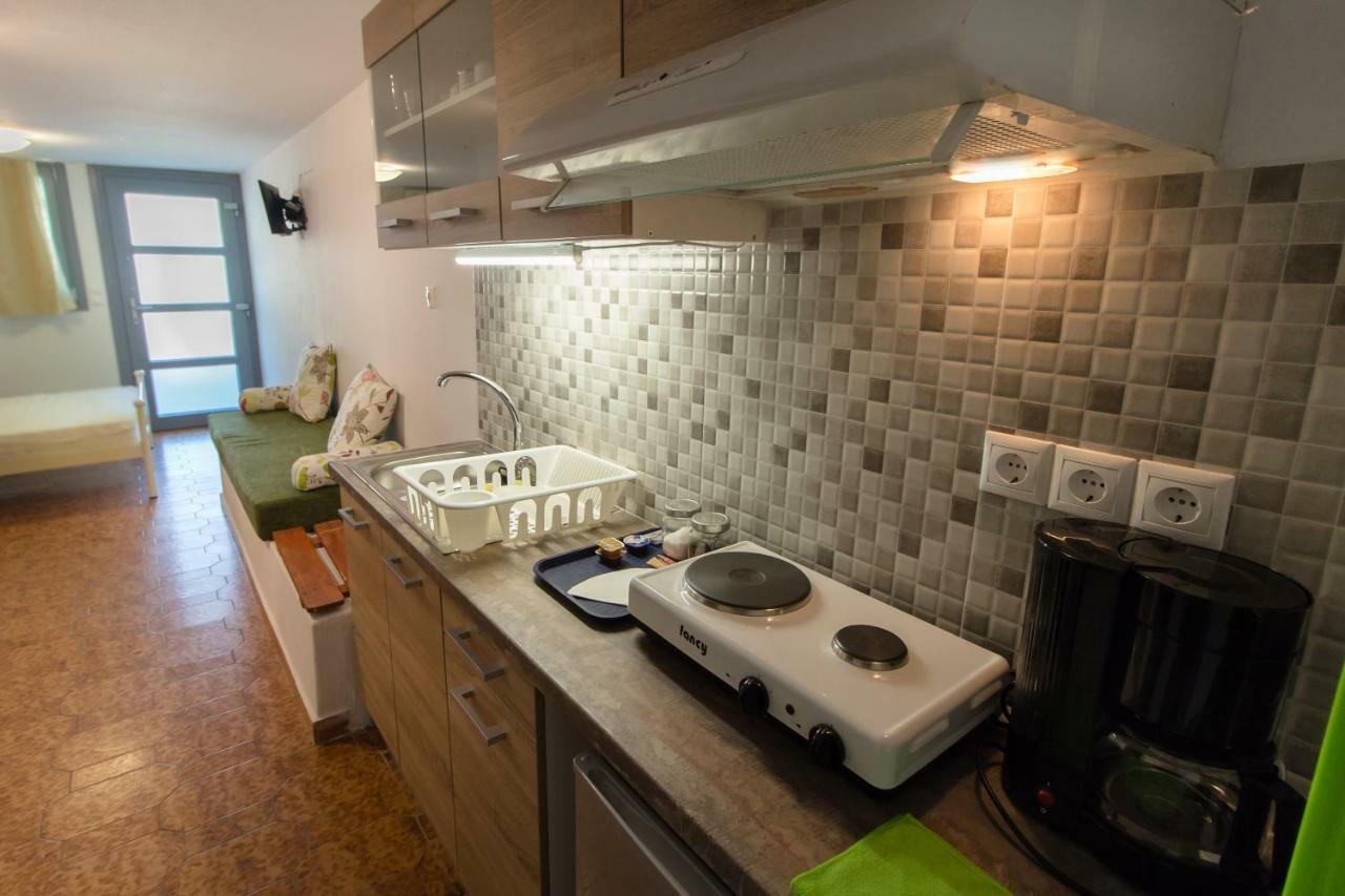 באטסי Blue Era Apartments מראה חיצוני תמונה