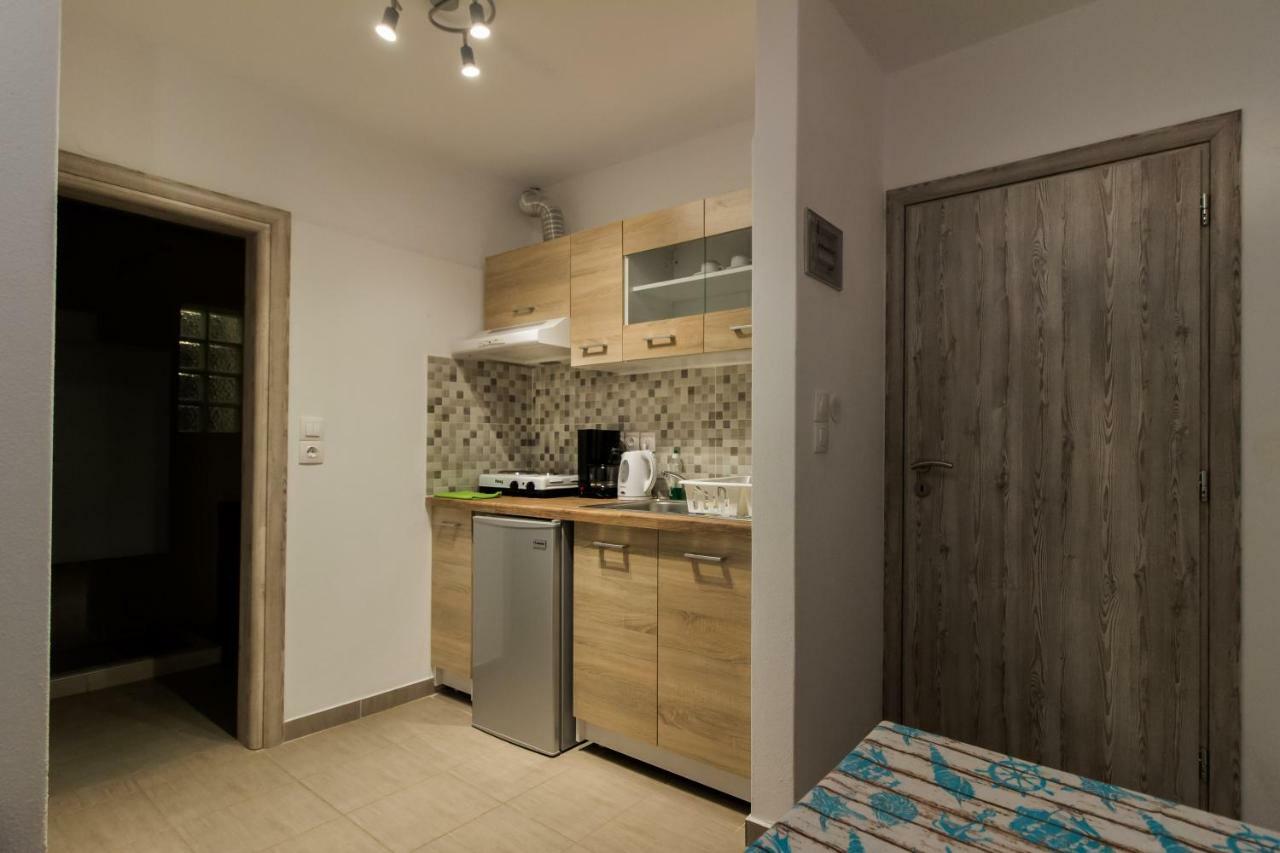 באטסי Blue Era Apartments מראה חיצוני תמונה